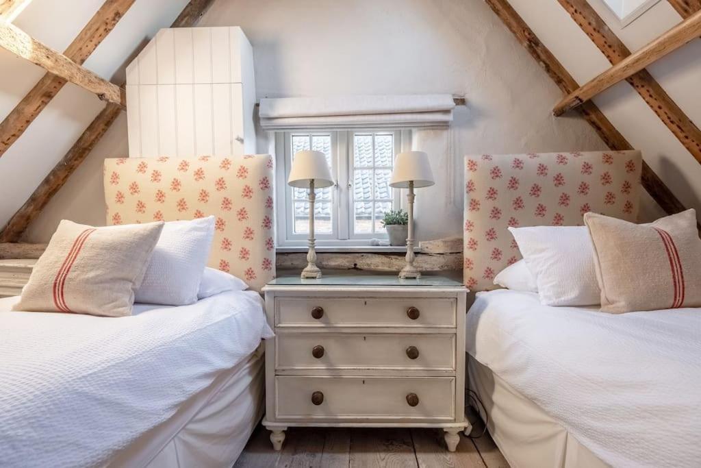 Beekeeper'S Cottage Fakenham Exterior foto